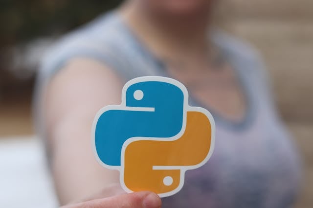 Community Engagement in Open-Source Versus Proprietary Software Development