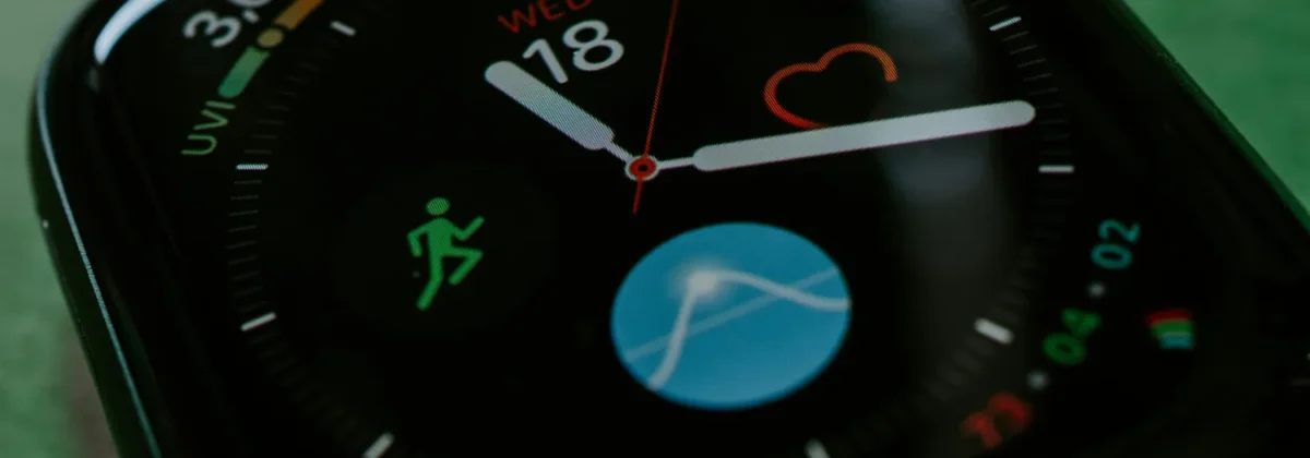 Detailed Overview of the Latest Smartwatch Trends and User-Friendly Features