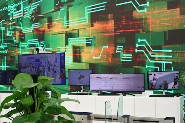 260 Million Dollars, or 19 Percent Slower: Reading the Evidence on AI and Legacy Code