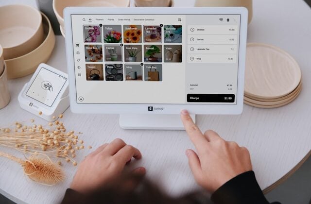 Evaluating the Effects of Modern Networking on Retail Customer Experiences