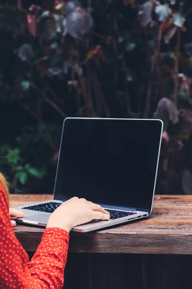 Laptops Tailored for Remote Workers: An Analysis of Features and Benefits