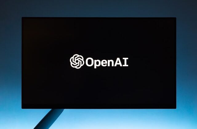 understanding the cost-benefit analysis of AI in app creation